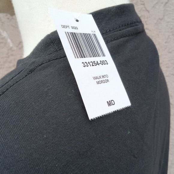 Hot Topic Lord of the Rings tshirt Black - Picture 2 of 5